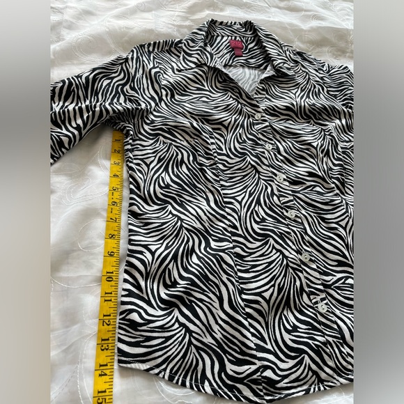 212 Collection Stretch Women’s Medium Black/White Button Down Top - Picture 7 of 14